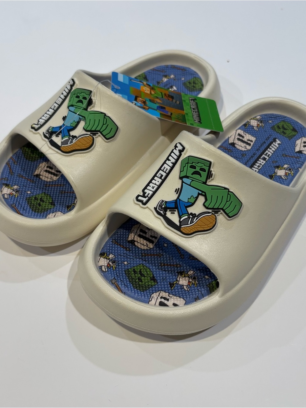 NEW Minecraft Slip On Slide Sandals Summer Kids Size 13/1